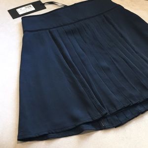 Elin King for Marciano pleated skirt 00